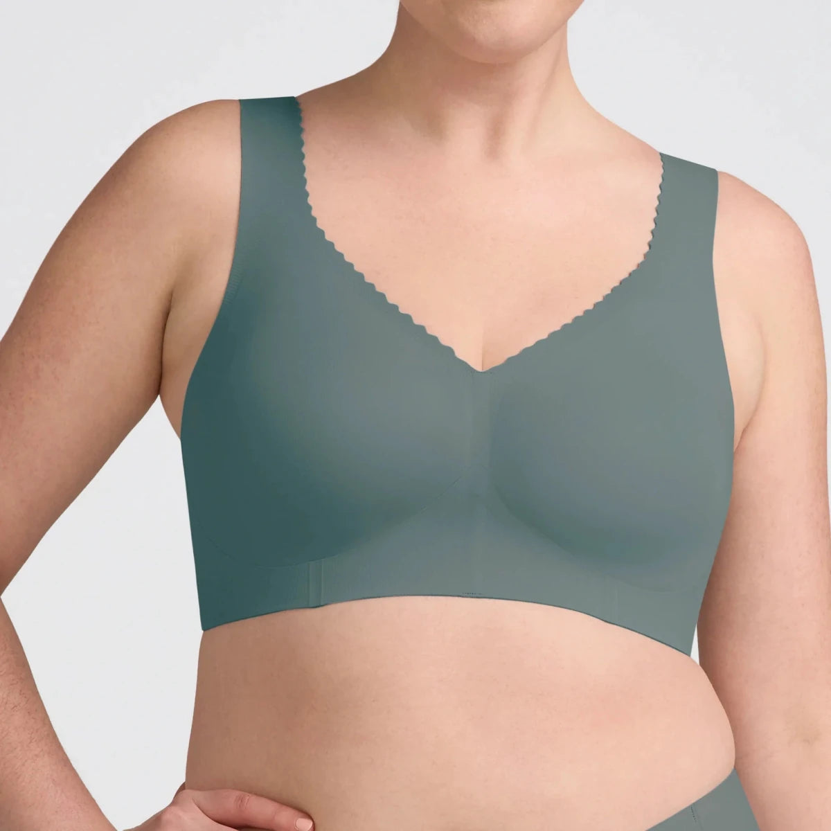 Evelyn & BobbieEvelyn Bra FashionBravo Bra Boutique