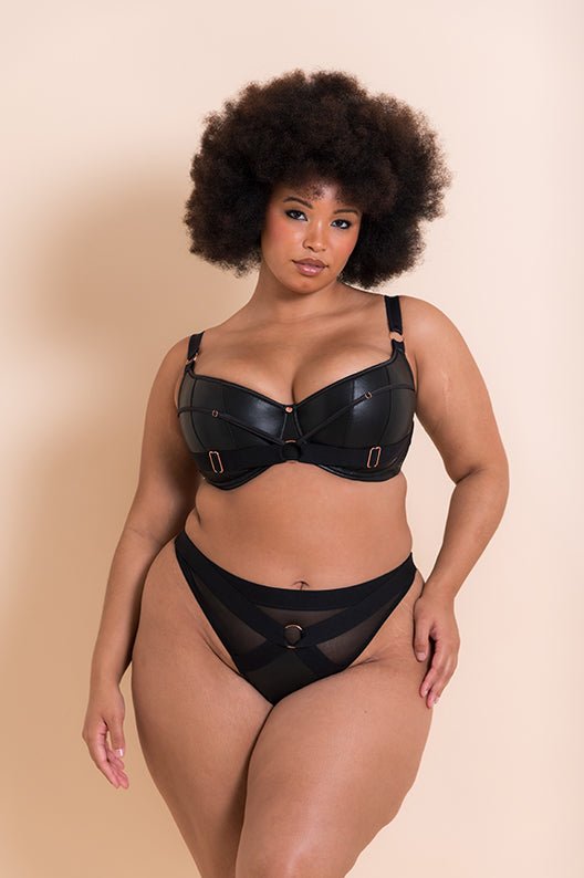 Scantilly by Curvy KateHarnessed Thong Black ST008207BLKBravo Bra Boutique
