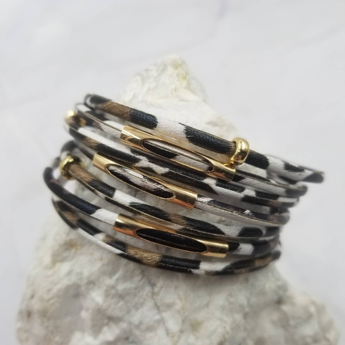 The Pretty JewelleryLeather Magnetic Snap Leopard Bracelet – Animal PrintBravo Bra Boutique