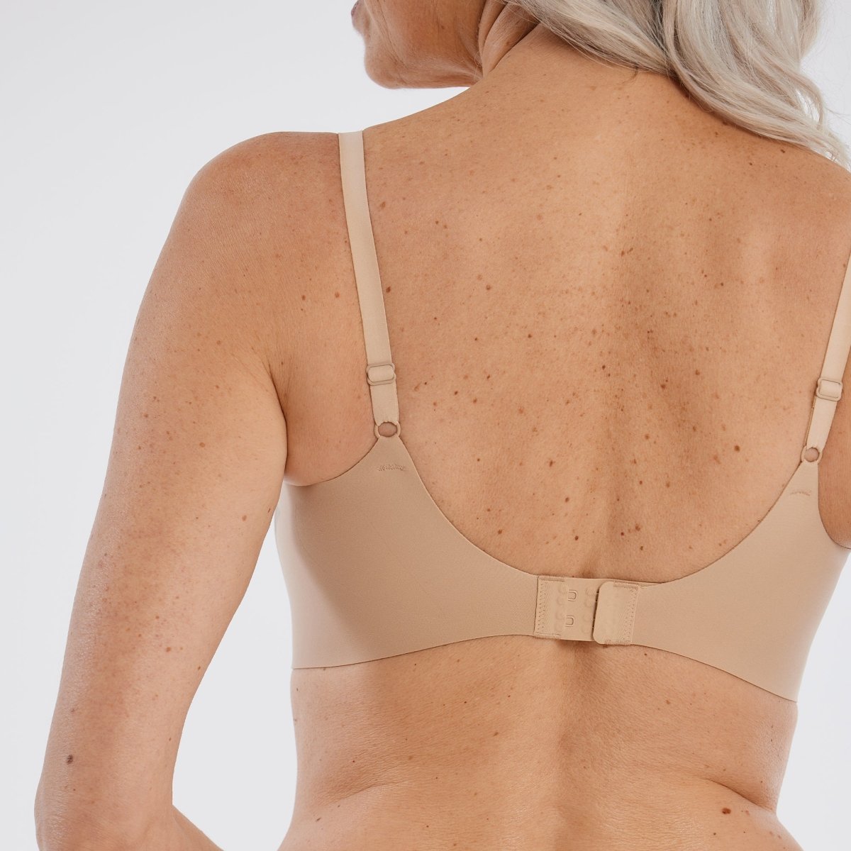 Evelyn & BobbieStarlette Plunge Bra Fashion ColorsBravo Bra Boutique
